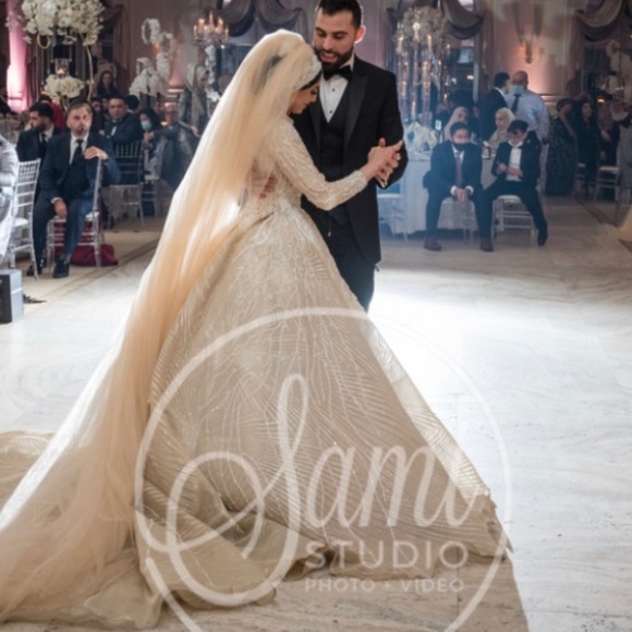 Wedding dress heavy embellished beaded long sleeve - Picture 5 of 13